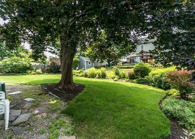 804 Trapelo Rd, Waltham, MA 02452 - photo 3