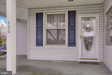400 W Shady Ln, Enola, PA 17025 - photo 2