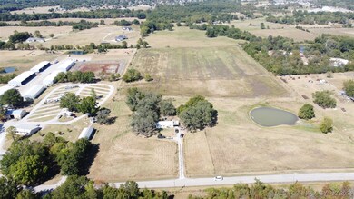 2794 Yorman Rd, Bartlesville, OK 74006 - photo 4
