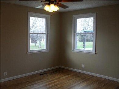 208 Victor Reiter Pkwy, Portland, TN 37148 - photo 5