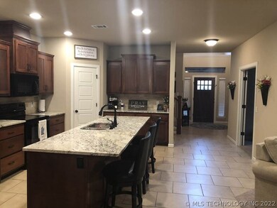 3331 S 208th East Ave, Broken Arrow, OK 74014 - photo 2