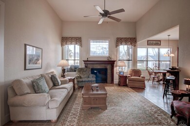 109 Sequoya Dr, Gainesville, TX 76240 - photo 3