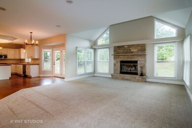 2585 Chasewood Ct, Aurora, IL 60502 - photo 2