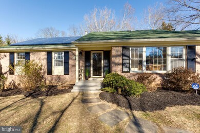 525 Whitingham Dr, Silver Spring, MD 20904 - photo 3