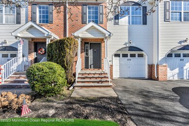 204 Finch Ct, Manalapan, NJ 07726 - photo 4