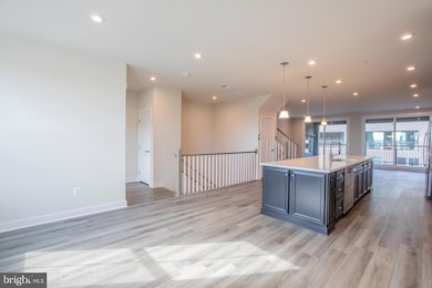 10010 American Pharoah Ln unit B, Laurel, MD 20723 - photo 6