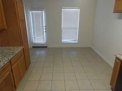 6401 Brookglen Dr, Arlington, TX 76018 - photo 7