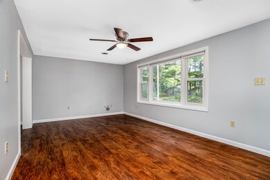 6 Erie Cir, Nashua, NH 03062 - photo 4