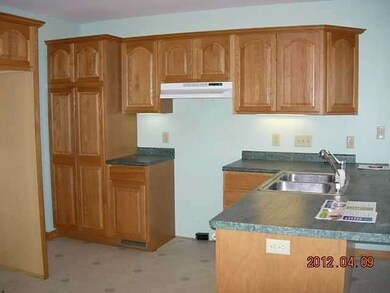 18247 W Hellwig Rd, Graytown, OH 43432 - photo 5