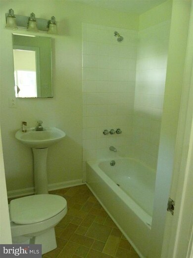 5561 Lee Hwy, Warrenton, VA 20187 - photo 7