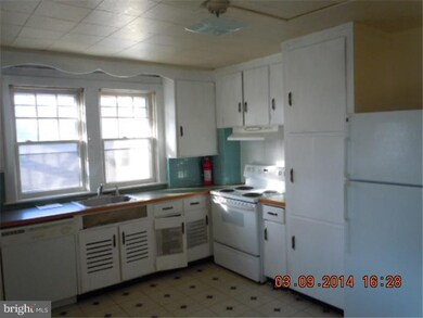 20 S Line St, Lansdale, PA 19446 - photo 3