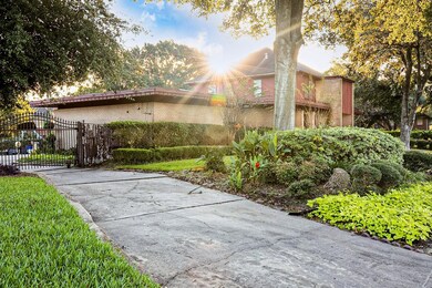 3249 Parkwood Dr, Houston, TX 77021 - photo 4