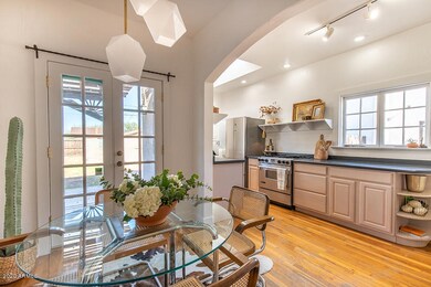 2533 N 10th St-8-2