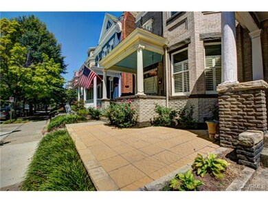 Meticulously renovated duplex in the perfect locat