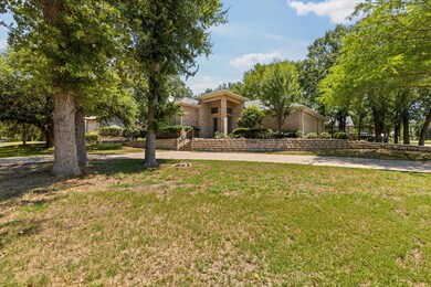3804 Nocona Dr, Granbury, TX 76049 - photo 3