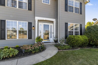 109 Greenview Ct, North Aurora, IL 60542 - photo 2