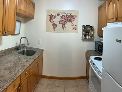 135 Grove St unit 137, Rockland, MA 02370 - photo 4