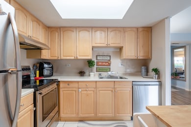 1912 Finchley Ct unit 3, Schaumburg, IL 60194 - photo 5