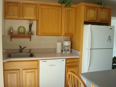 292 Moss Oak Cir unit 292, St. Simons Island, GA 31522 - photo 7