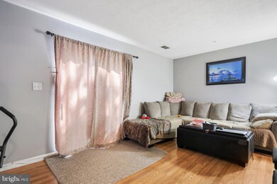 20135 Daniels Cir, Hagerstown, MD 21742 - photo 6