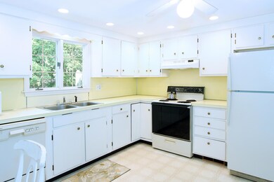 6 Beach Plum Cir, Harwich, MA 02645 - photo 7