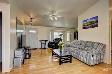 1016 W Hawaii Ave, Nampa, ID 83686 - photo 5