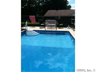 Swimming Pool/Hot Tub/Sauna