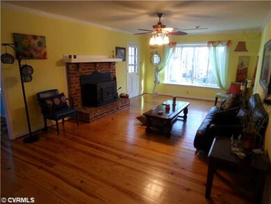 4724 Black Oak Rd, North Chesterfield, VA 23237 - photo 4