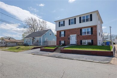 57 Cameron St, Pawtucket, RI 02861 - photo 2
