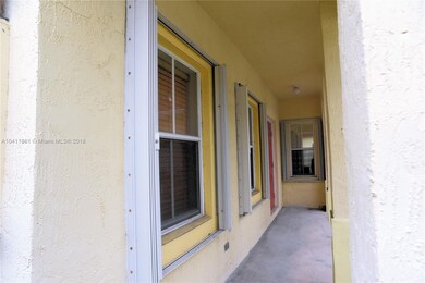 Front Covered walkway