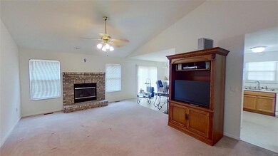 2005 Pinehurst Way, Maryville, IL 62062 - photo 3