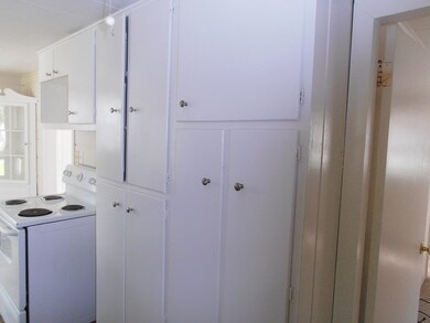 19 1/2 Anawan St unit 2, Taunton, MA 02780 - photo 5