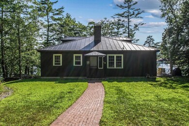 229 Webster Ave, Franklin, NH 03235 - photo 2