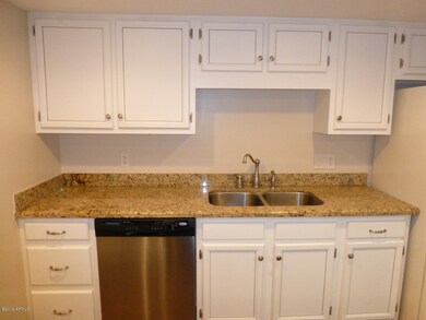 unit 227 - kitchen1
