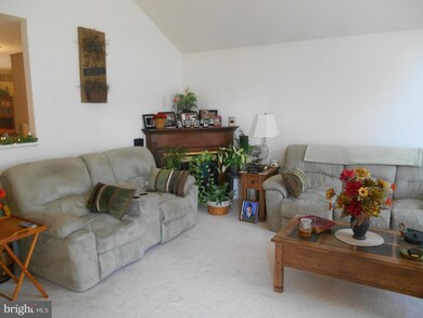 17426 Cindy Ln, Hagerstown, MD 21740 - photo 7