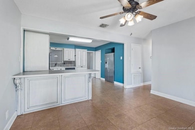 Dining kitchen