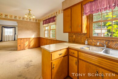 1491 Southlawn Dr - 15