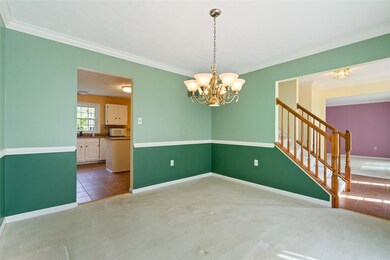 121 Elmhurst Dr, Coraopolis, PA 15108 - photo 5