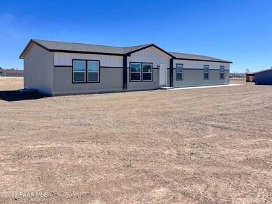 25221 N Mitchell Ln, Paulden, AZ 86334 - photo 6