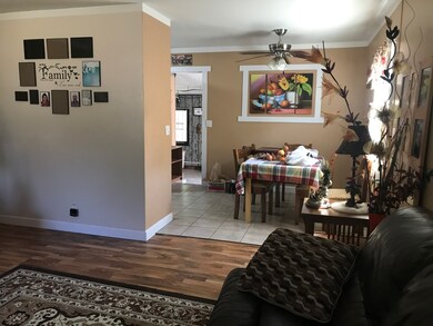 879 Foran Ln, Aurora, IL 60506 - photo 4