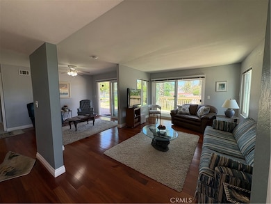 2802 Camino Capistrano unit C, San Clemente, CA 92672 - photo 3