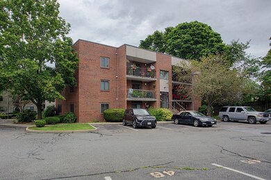 150 Lewis St unit 306, Lynn, MA 01902 - photo 2