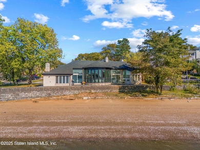 2 Wards Point Ave, Staten Island, NY 10307 - photo 3