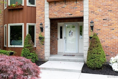 Lovely Entrance!