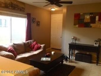 Nice great room!