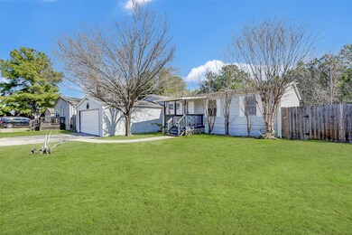 10902 Pine Desert Ln, Houston, TX 77088 - photo 3