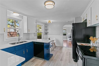 145 Park View Ave, Warwick, RI 02888 - photo 4