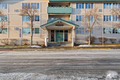 836 M St front entrance
