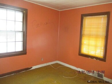 48 New York Ave, Rensselaer, NY 12144 - photo 7