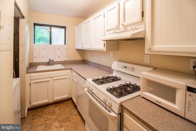 3819 Davis Place NW unit 3, Washington, DC 20007 - photo 6